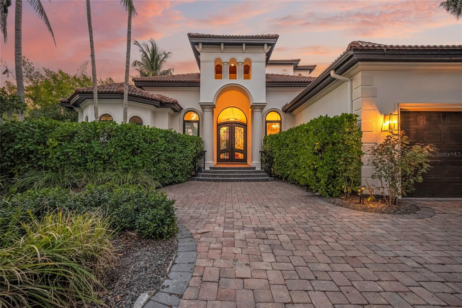 OYSTER BAY LANDINGS - Residential