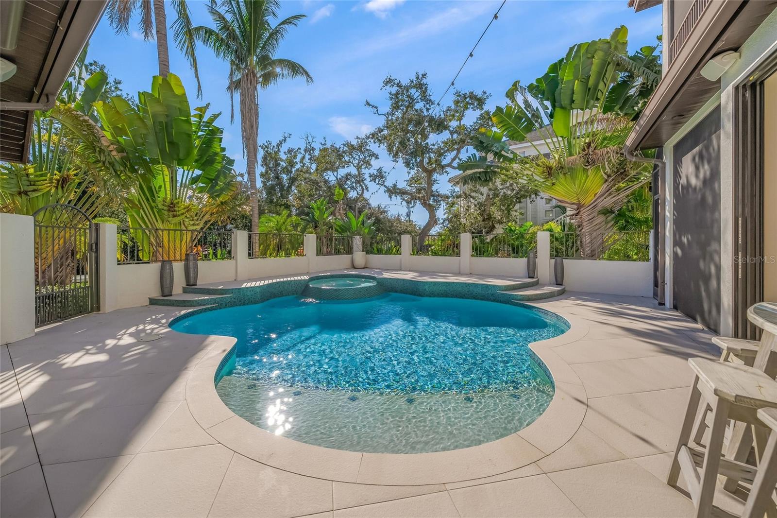 OYSTER BAY LANDINGS - Residential