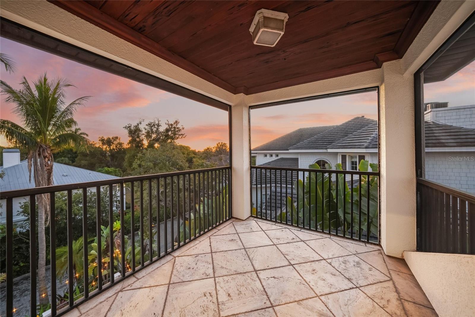 OYSTER BAY LANDINGS - Residential