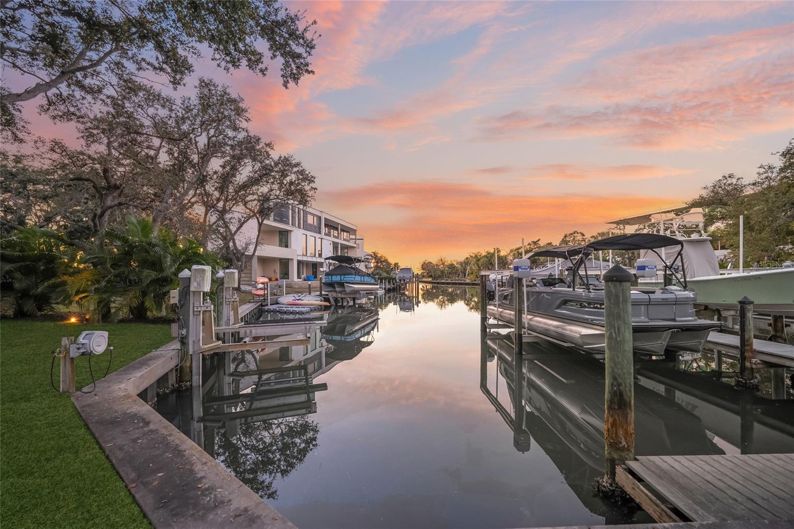 OYSTER BAY LANDINGS - Residential