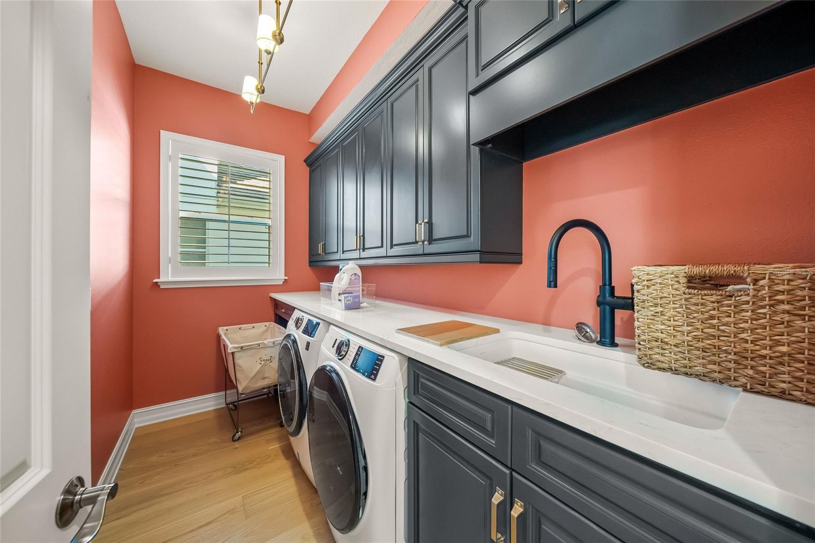 OYSTER BAY LANDINGS - Residential