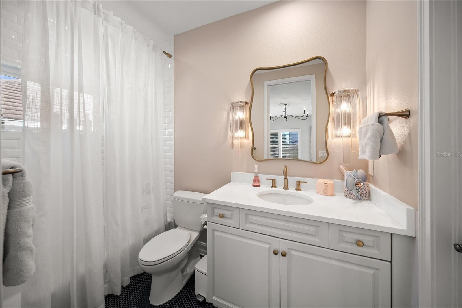 OYSTER BAY LANDINGS - Residential
