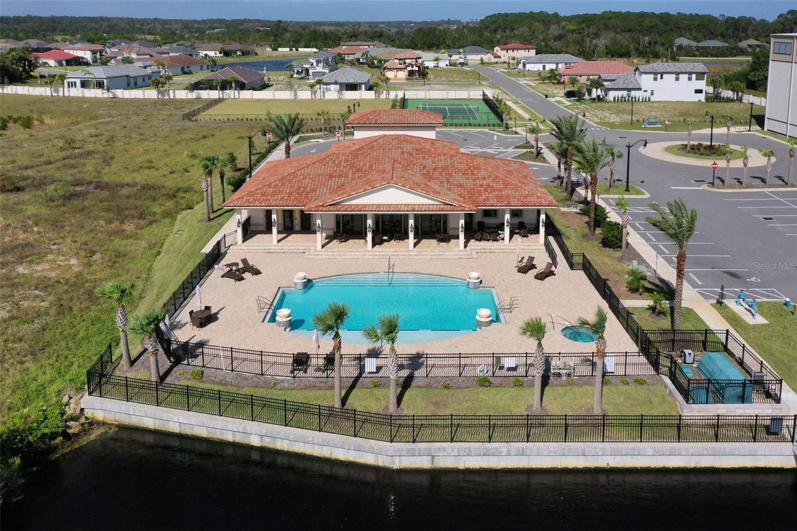 MARINA DEL PALMA - Residential