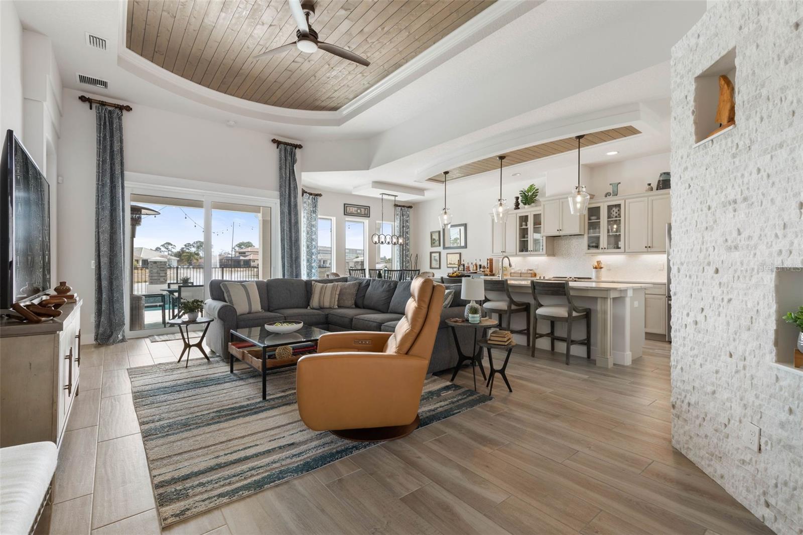 MARINA DEL PALMA - Residential