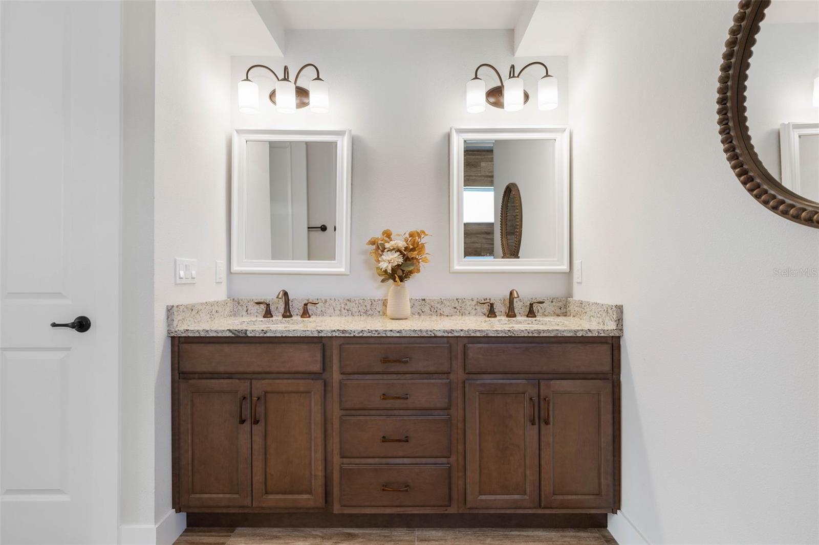 MARINA DEL PALMA - Residential