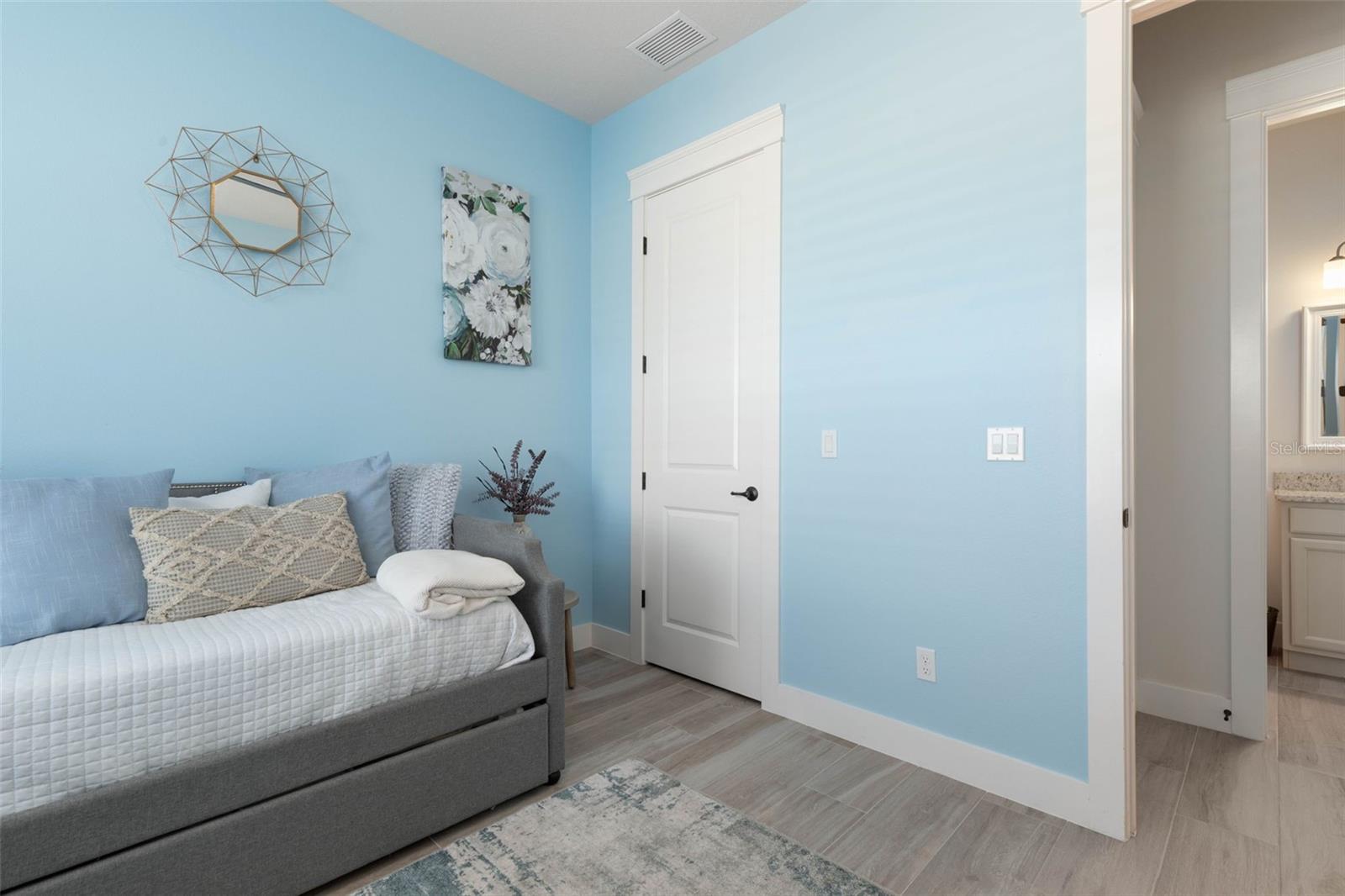 MARINA DEL PALMA - Residential