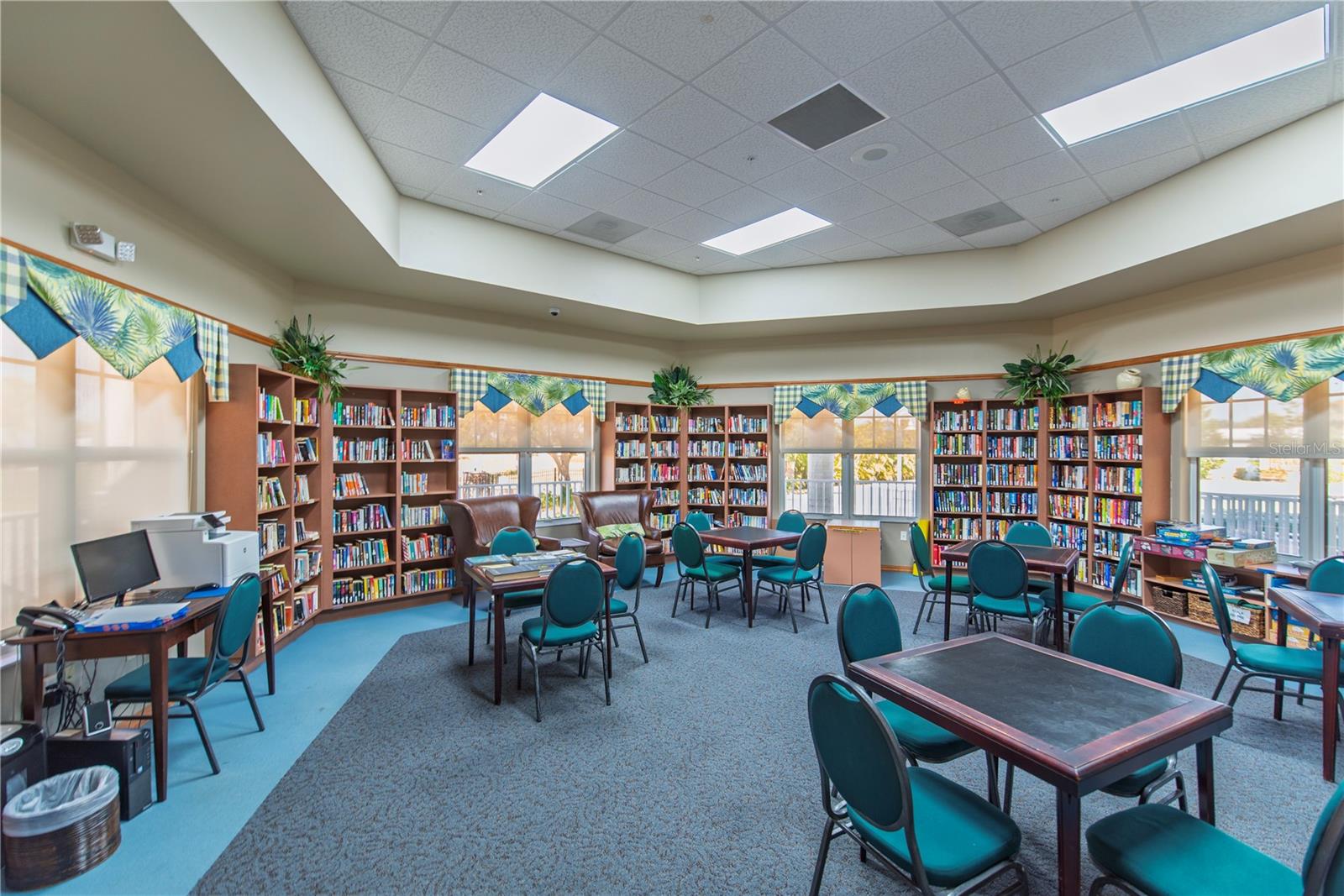 WINDMILL VILLAGE - Residential