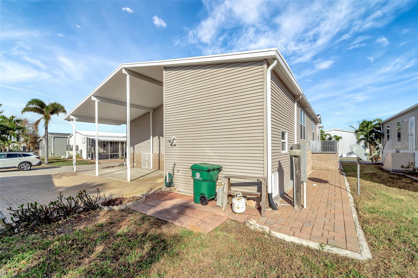 16 COPENHAGEN AVENUE, PUNTA GORDA, FL, 33950 4 16 COPENHAGEN AVENUE