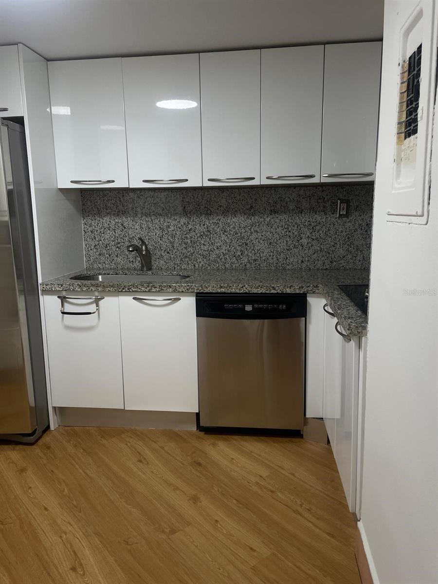 THE FOUR AMBASSADORS CONDO - Residential