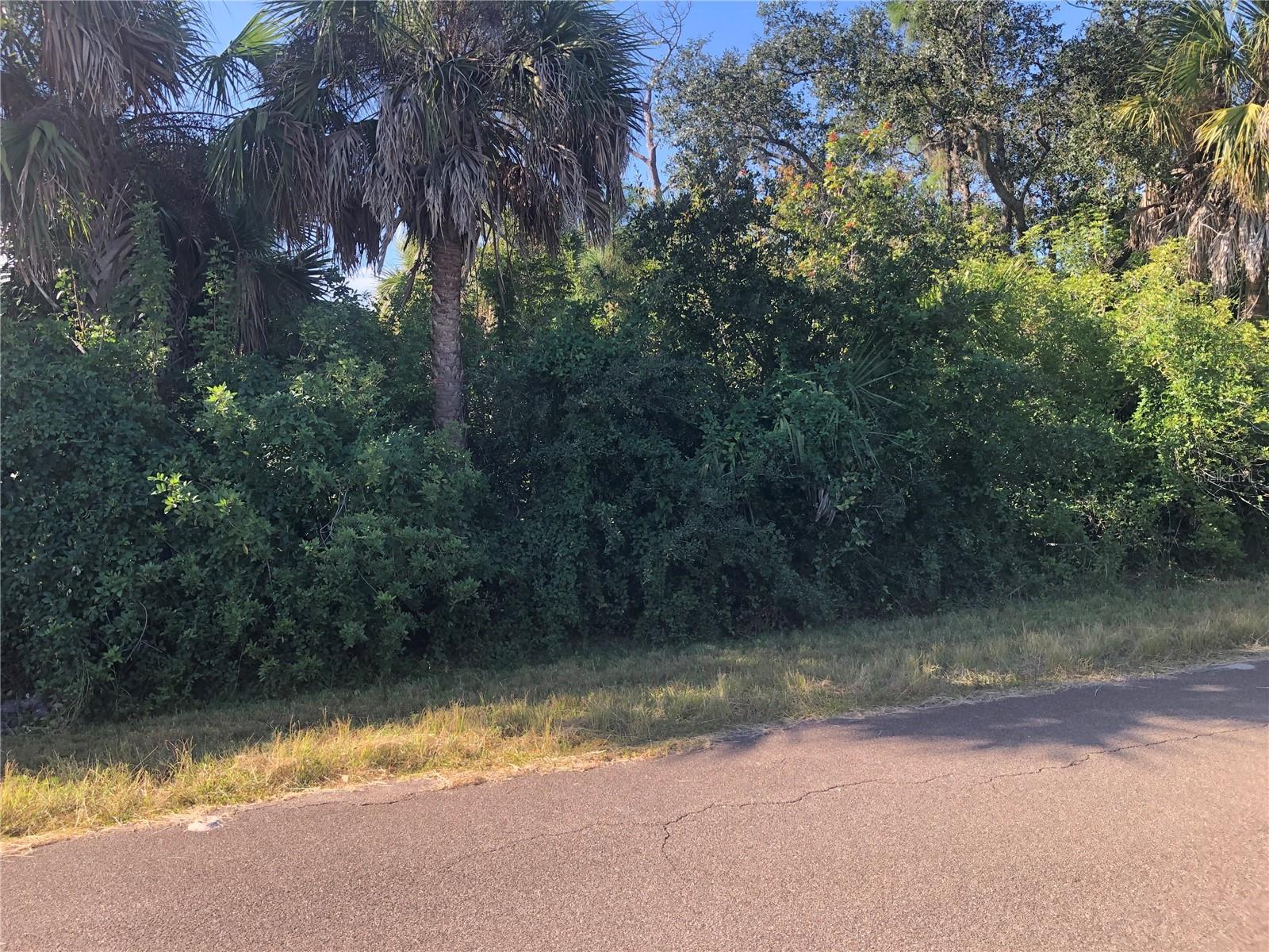 PORT CHARLOTTE SEC 037 - Land