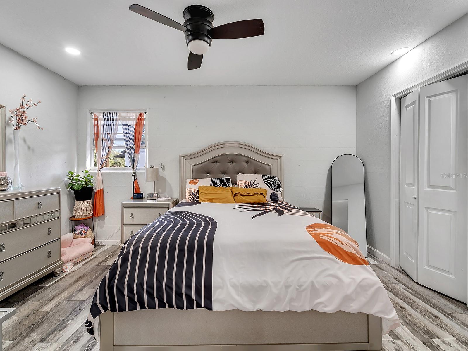 SUNBURST HILLS SUB - Residential