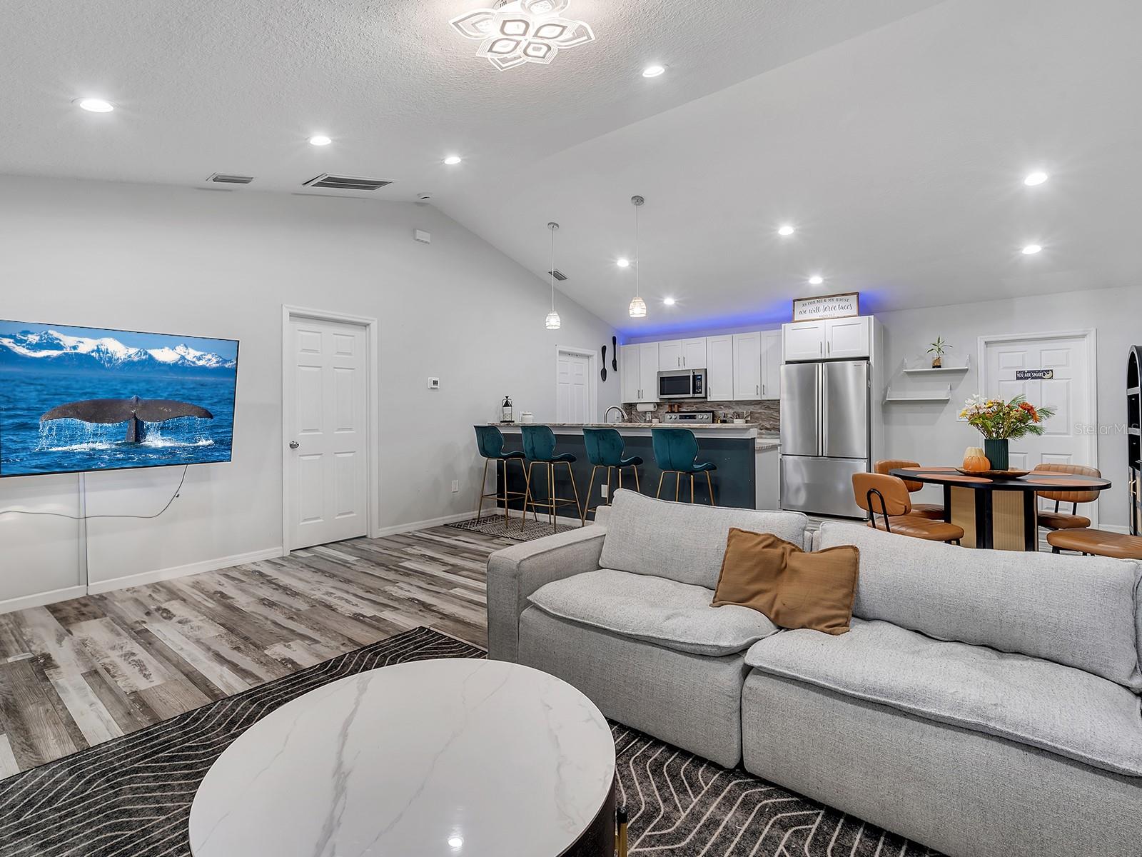 SUNBURST HILLS SUB - Residential