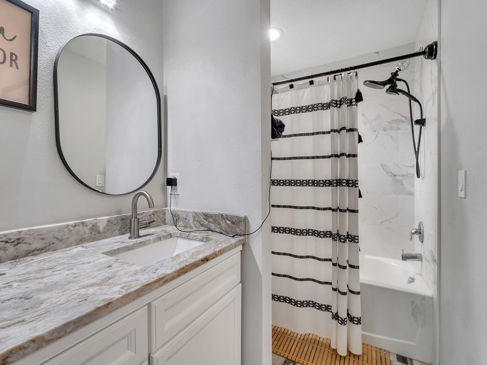 SUNBURST HILLS SUB - Residential