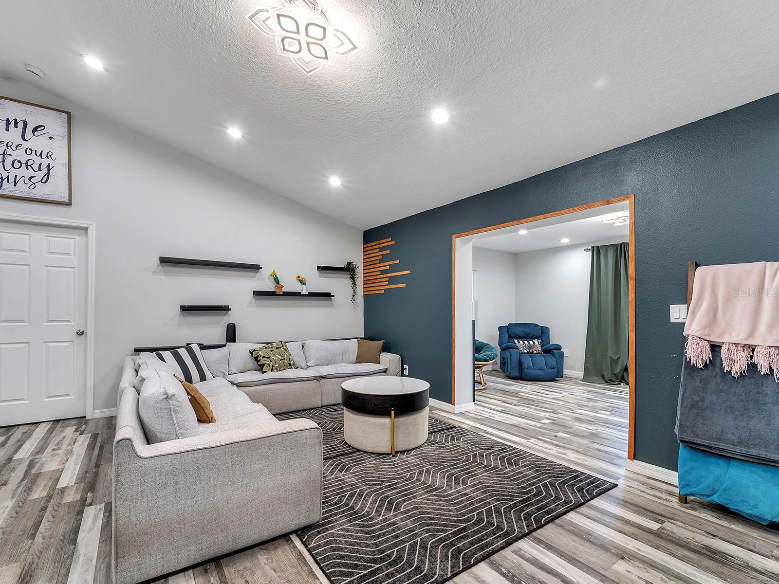 SUNBURST HILLS SUB - Residential