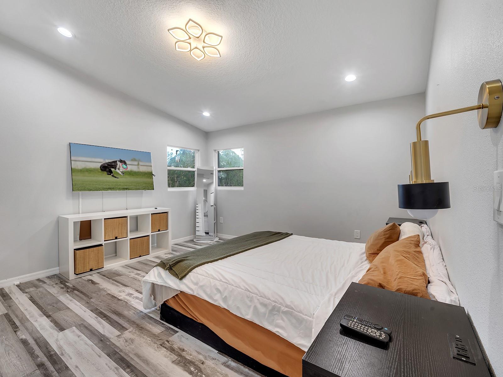 SUNBURST HILLS SUB - Residential