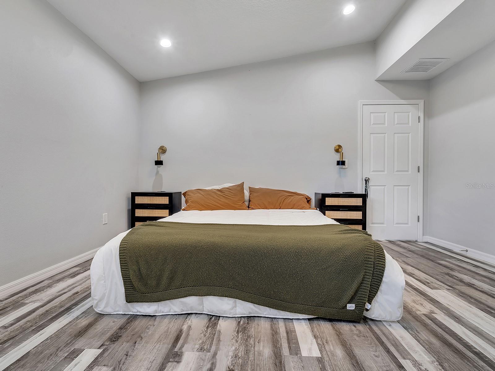 SUNBURST HILLS SUB - Residential