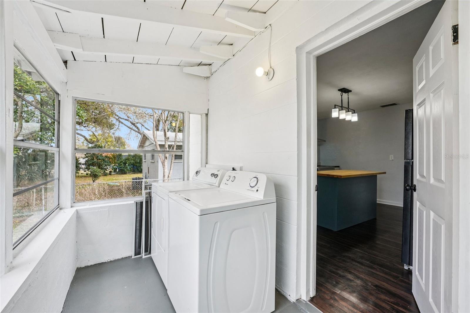 COLLEGE HILL SUB - Residential