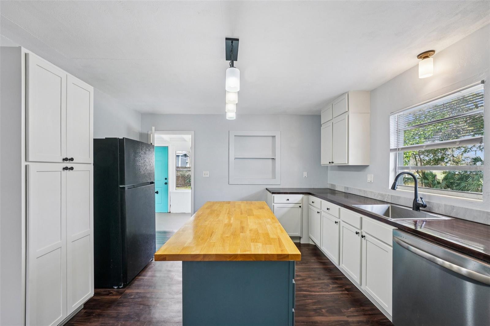 COLLEGE HILL SUB - Residential