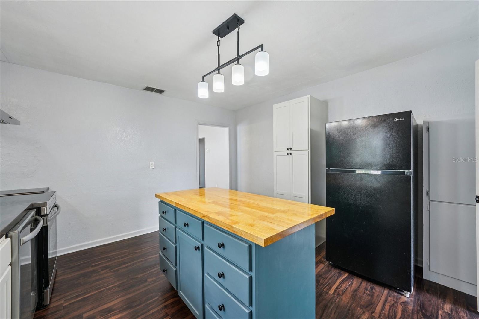 COLLEGE HILL SUB - Residential