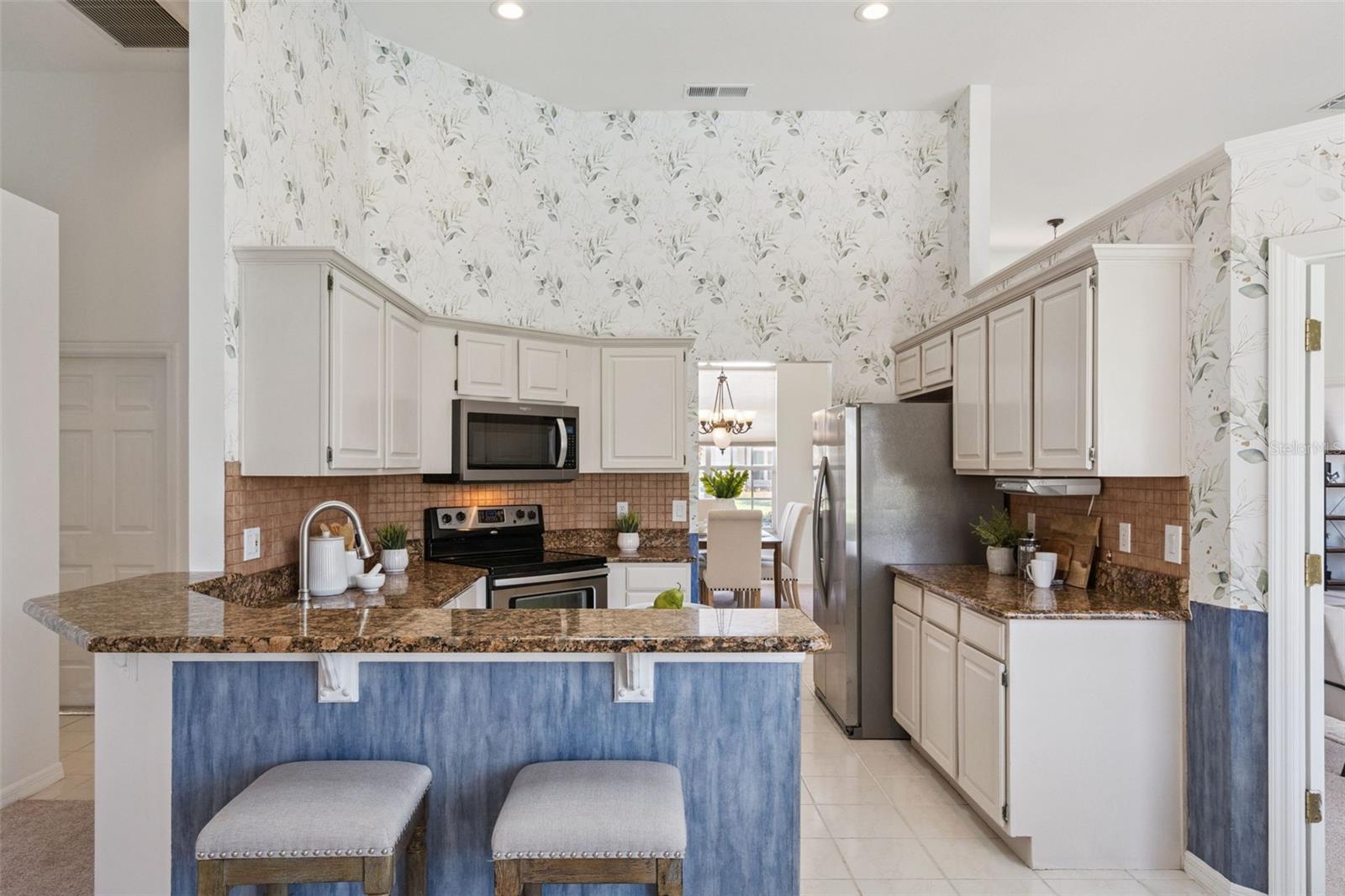 MARBLE HEAD - Residential