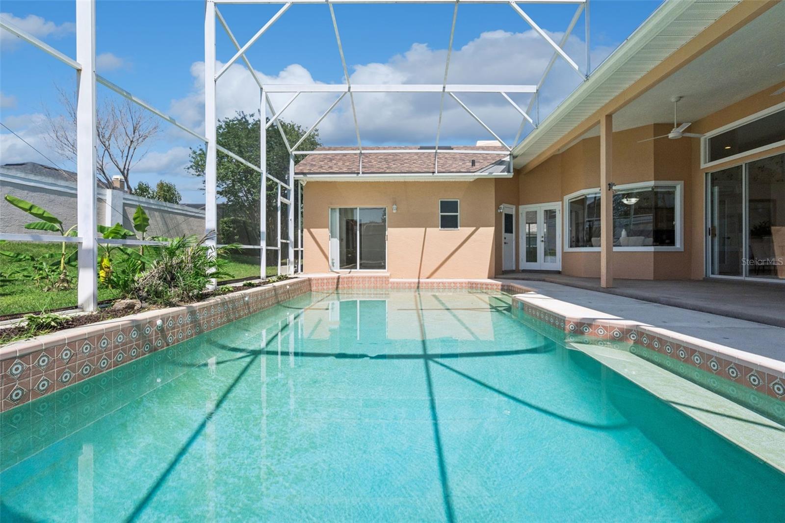 MARBLE HEAD - Residential