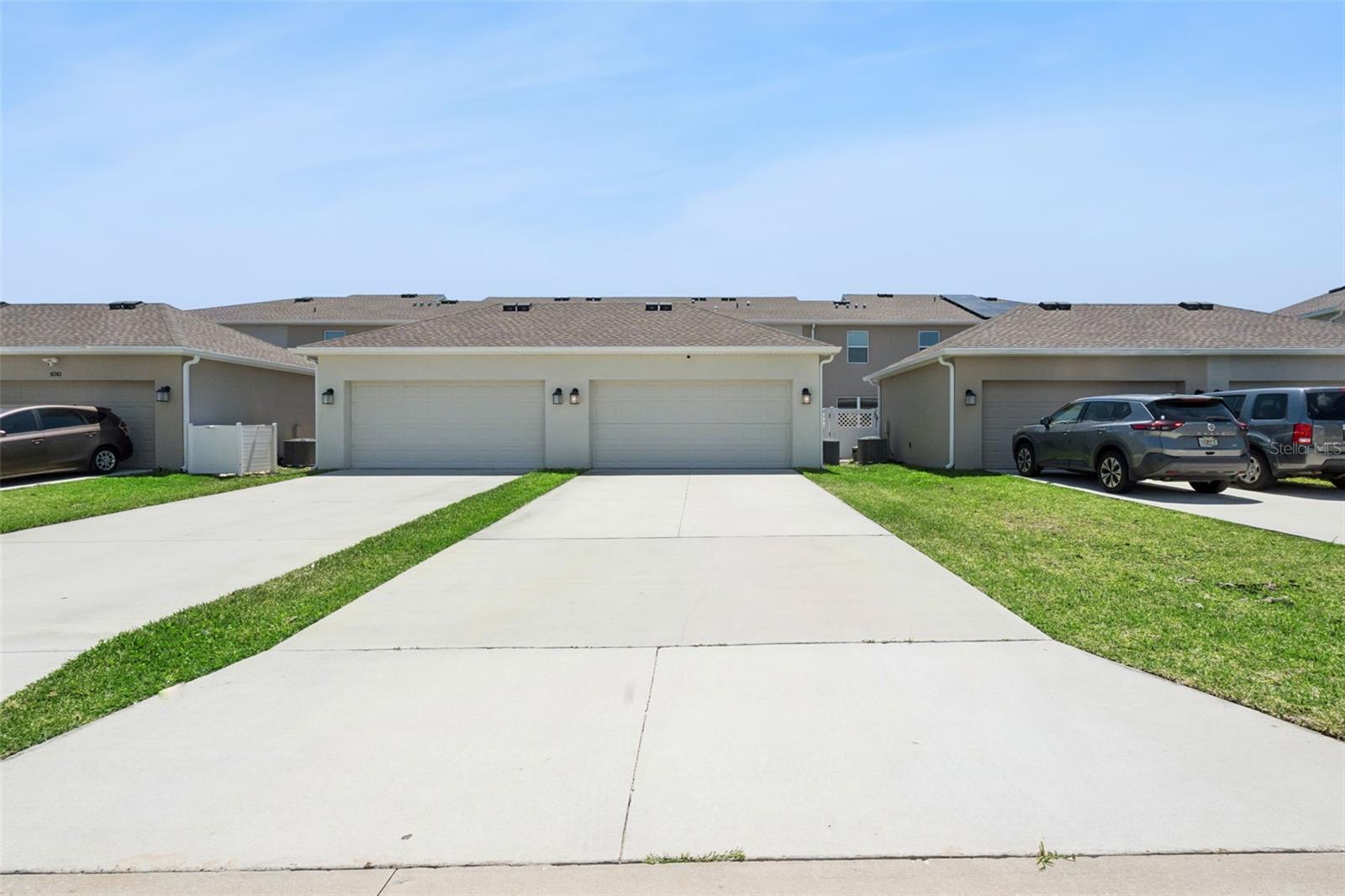 STOREY GROVE - Residential