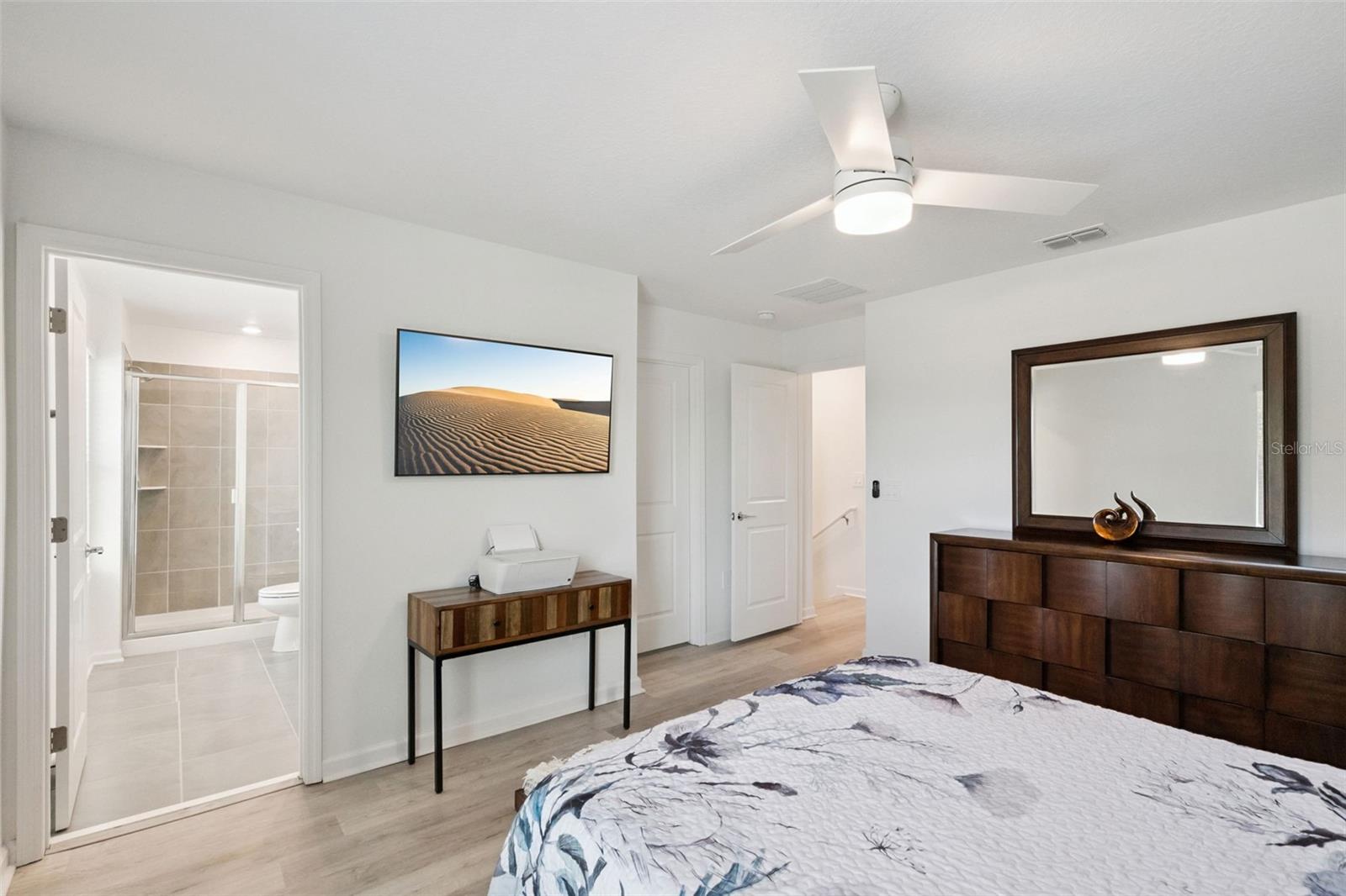 STOREY GROVE - Residential