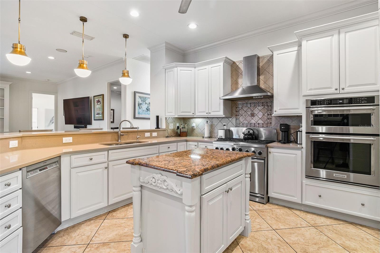 POMELLO PARK - Residential