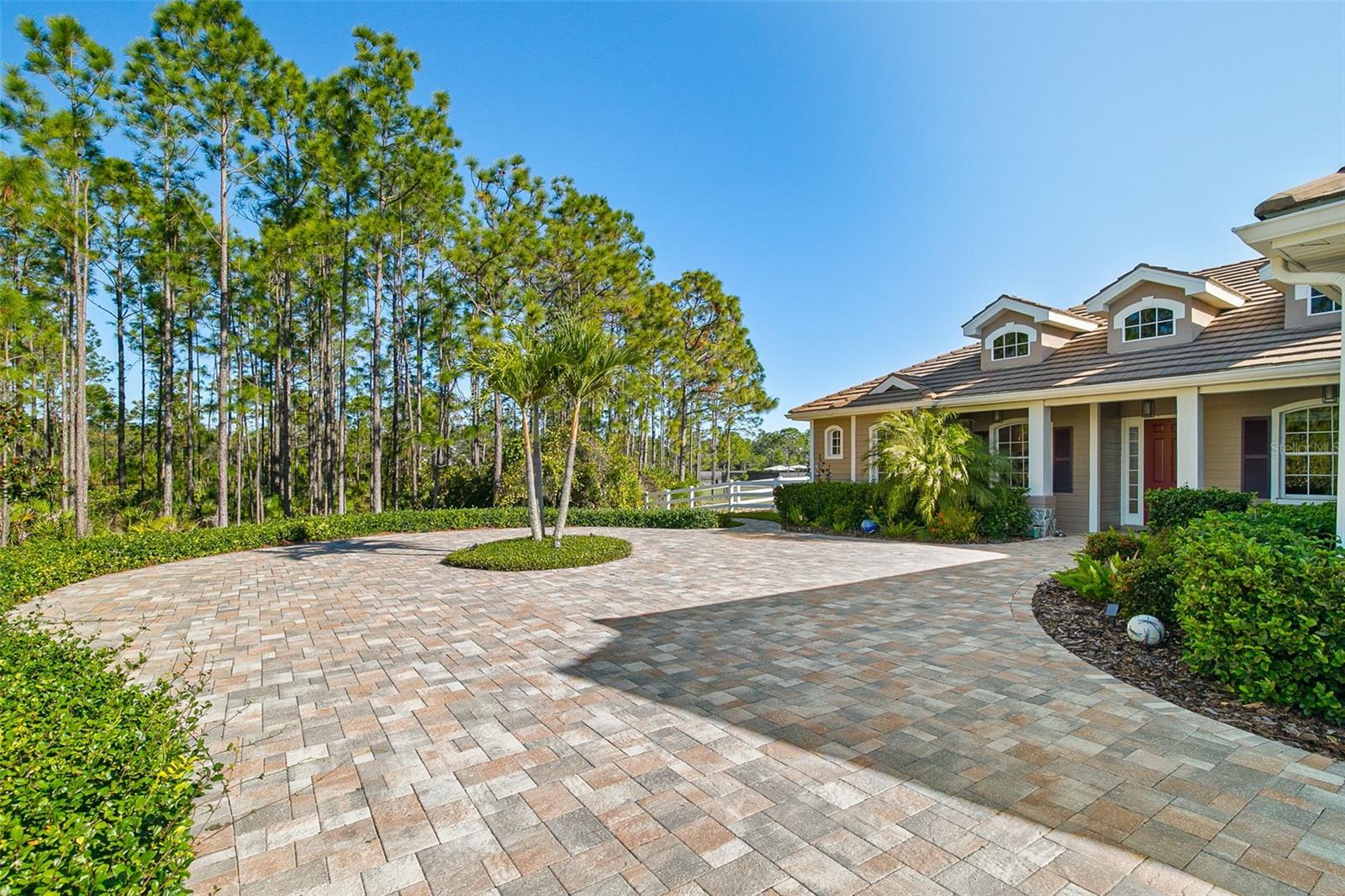 POMELLO PARK - Residential