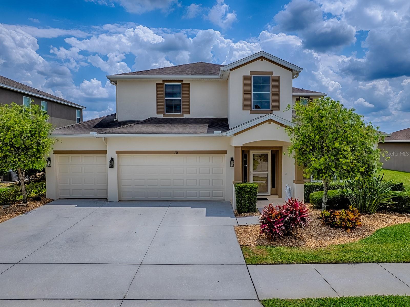 718 LAKE DOUGLAS DRIVE