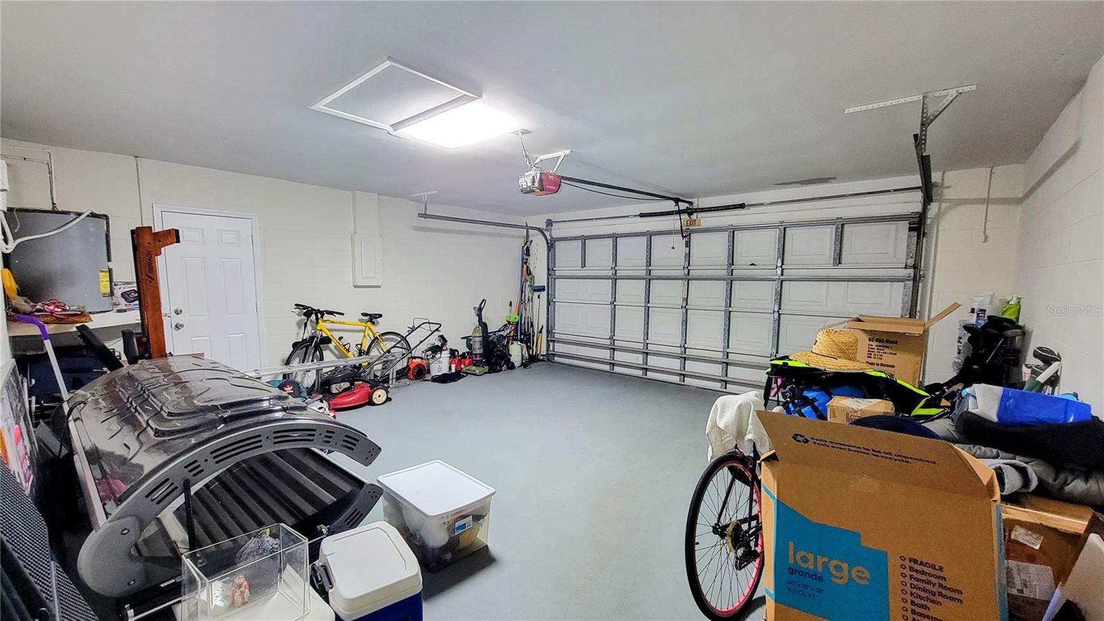 VENICE ESTATES SUB - Residential