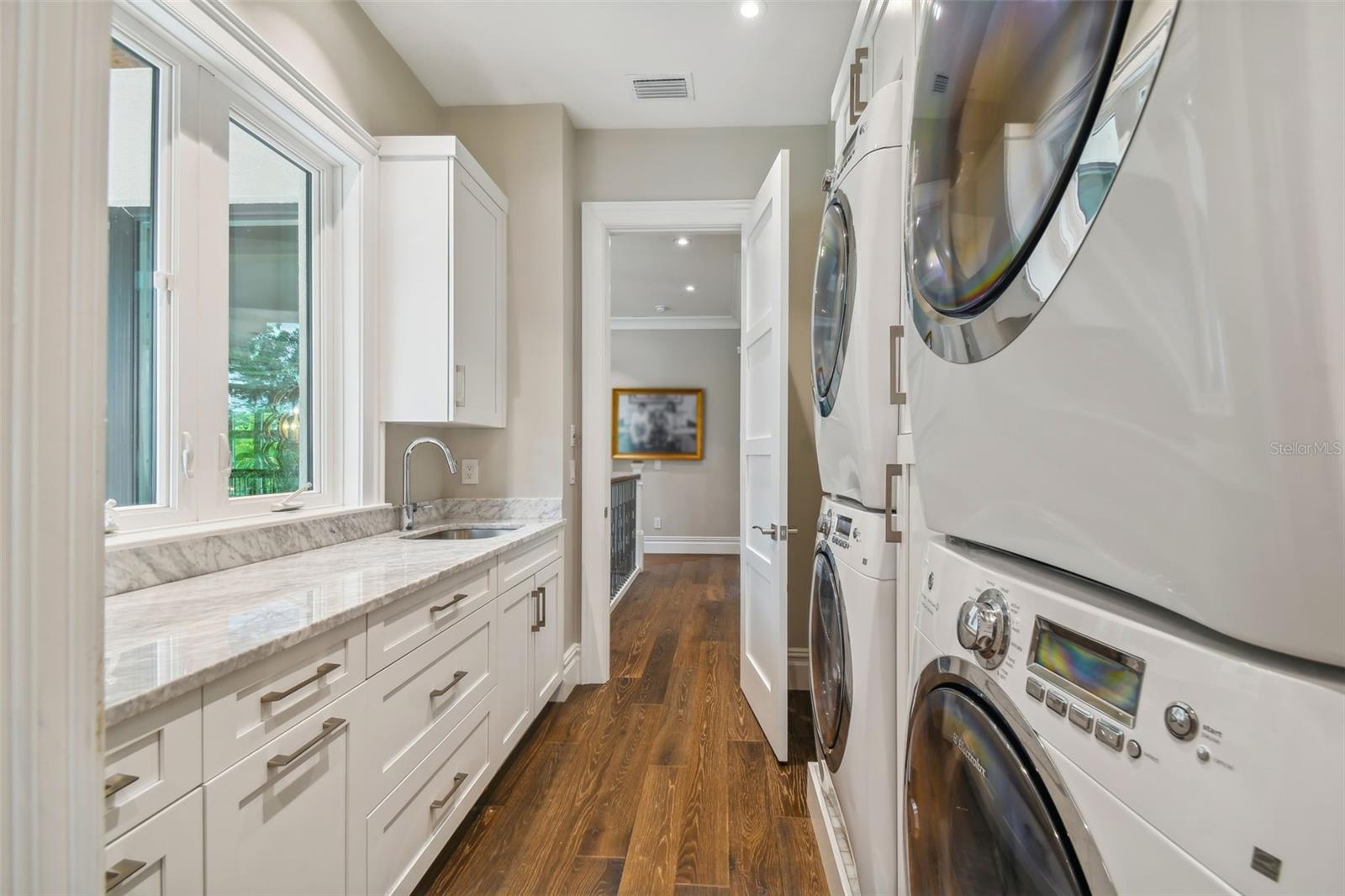 BEACH PARK - Residential