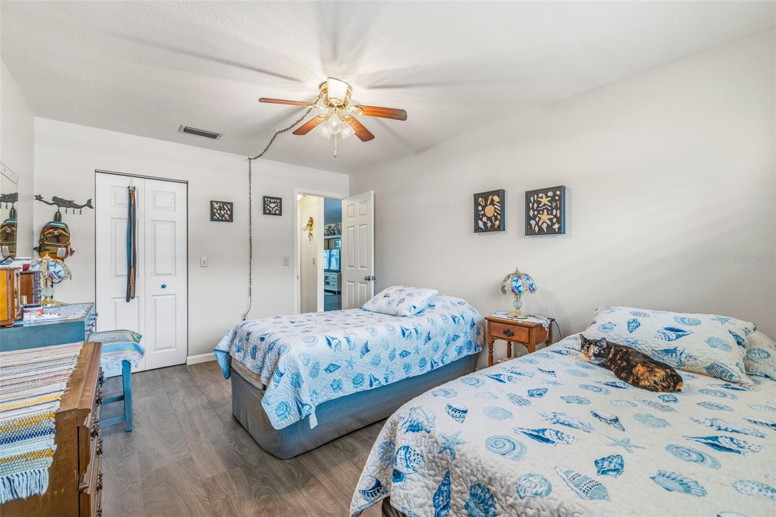 FIVE TOWNS OF ST PETE - Residential