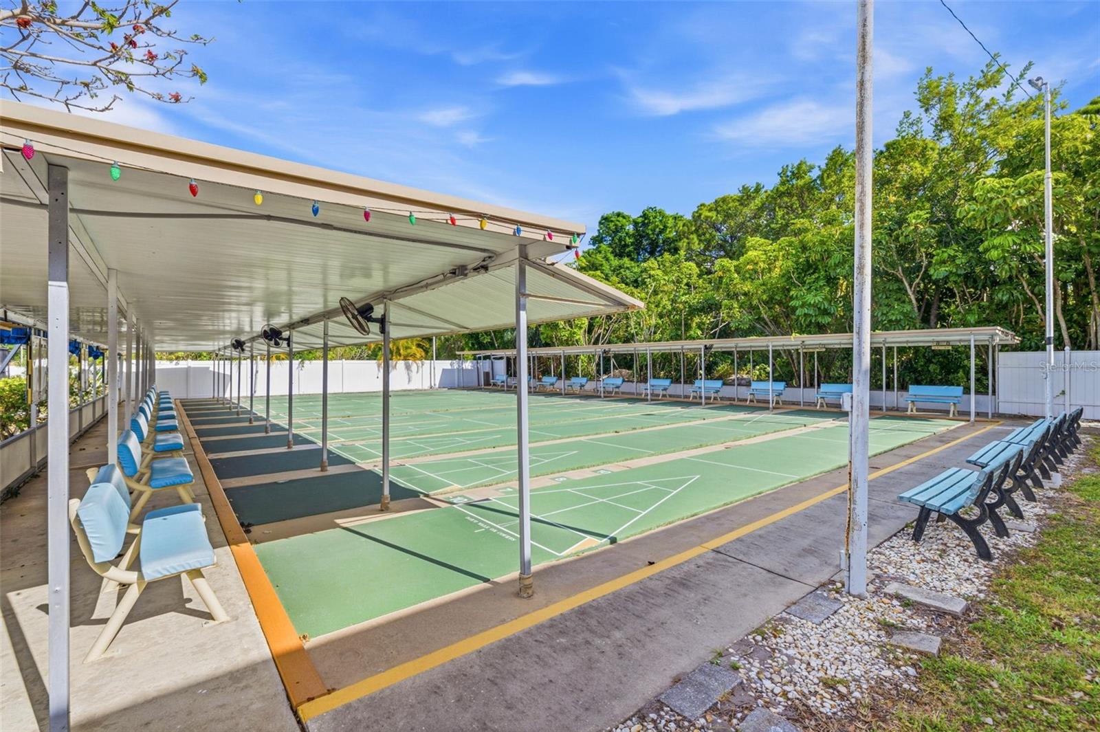 FIVE TOWNS OF ST PETE - Residential