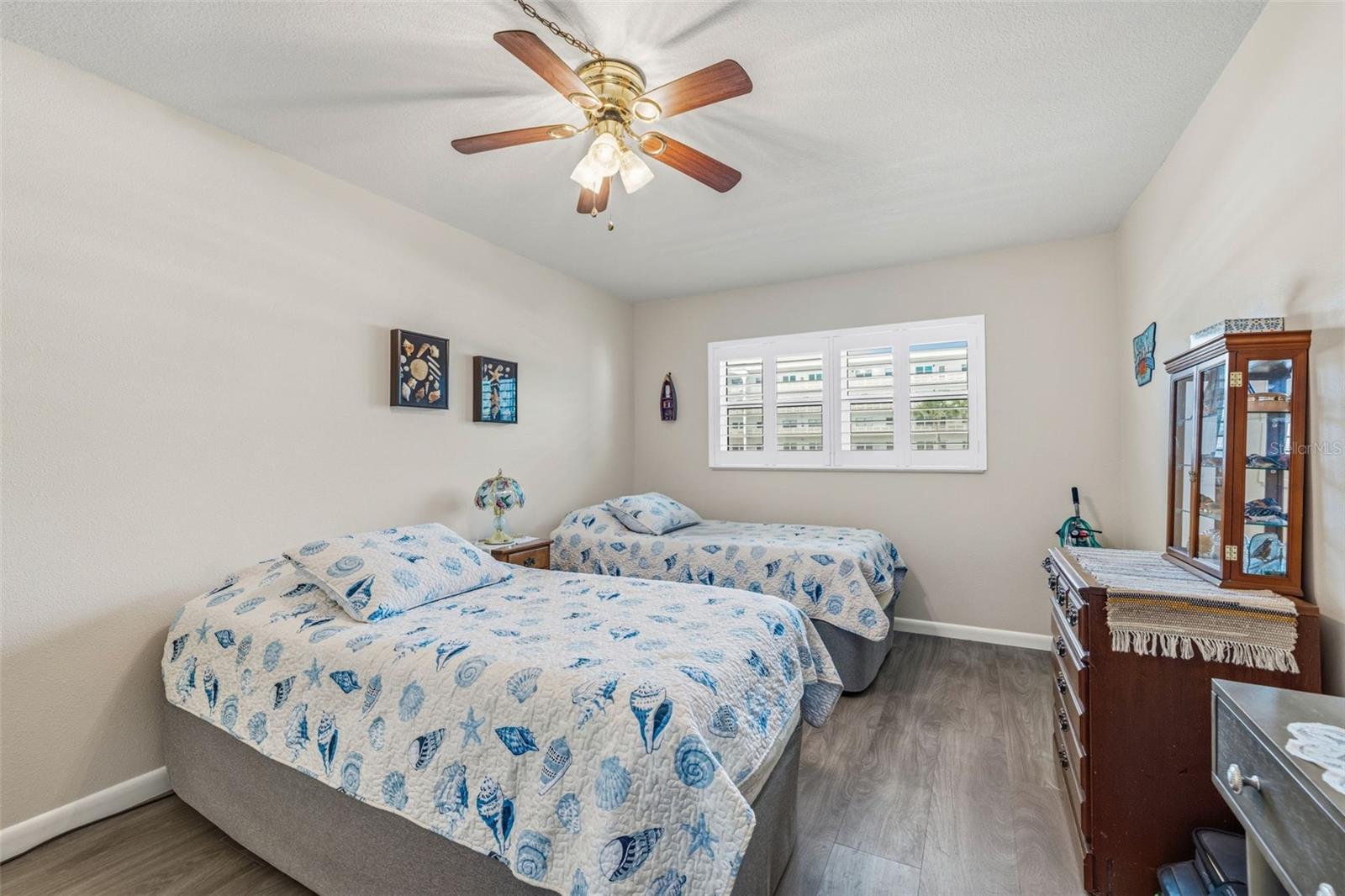 FIVE TOWNS OF ST PETE - Residential