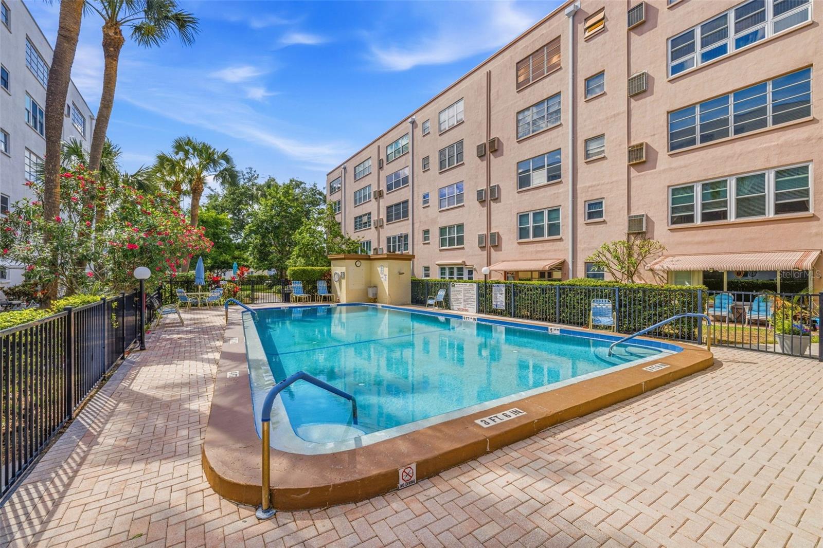 FIVE TOWNS OF ST PETE - Residential