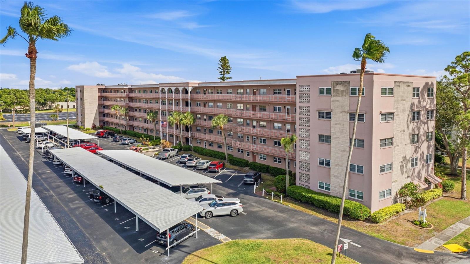 FIVE TOWNS OF ST PETE - Residential