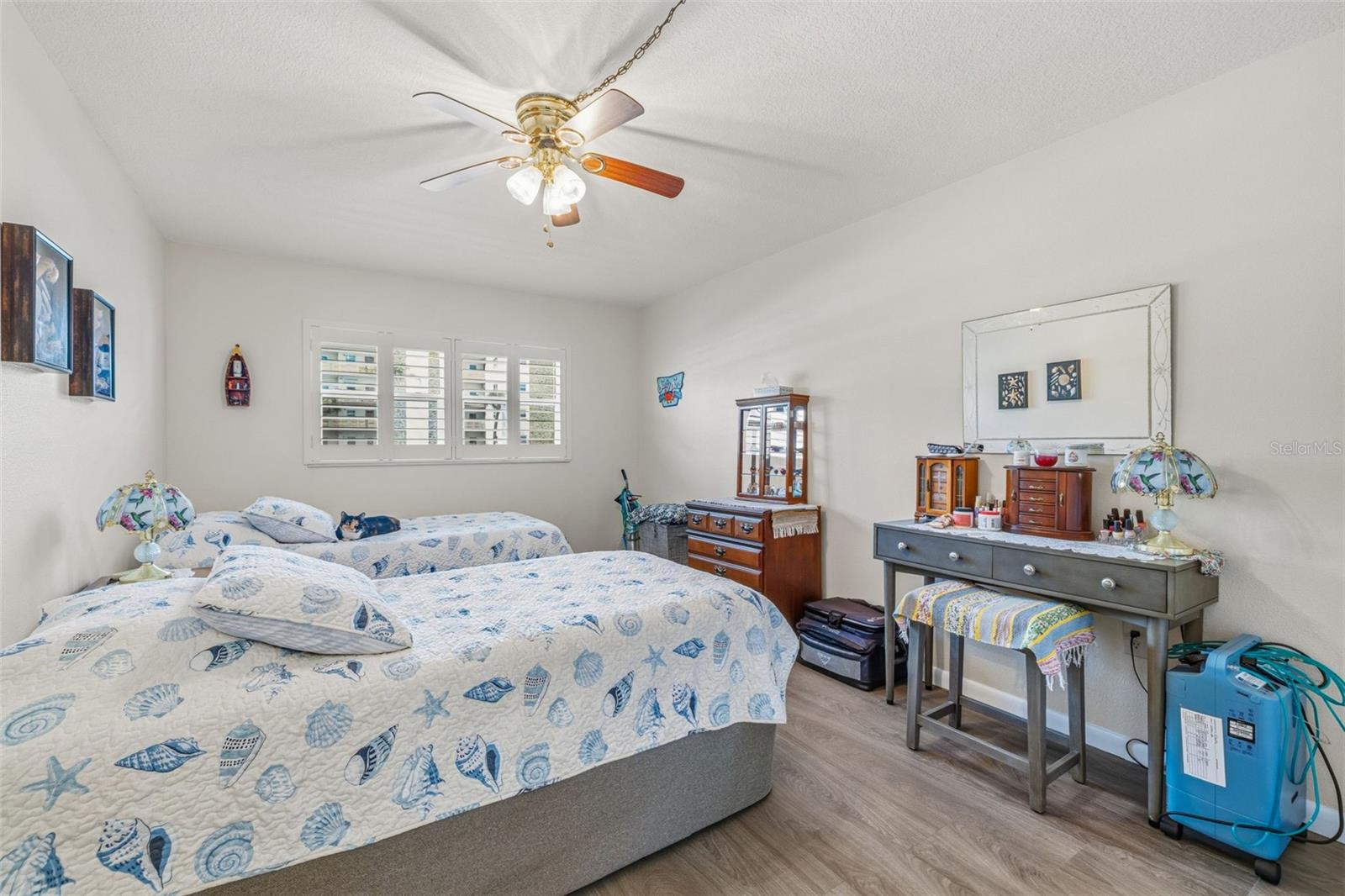 FIVE TOWNS OF ST PETE - Residential