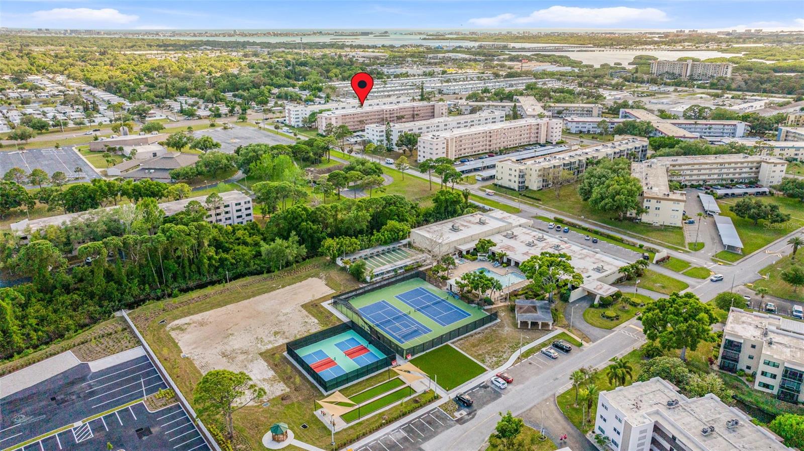 FIVE TOWNS OF ST PETE - Residential