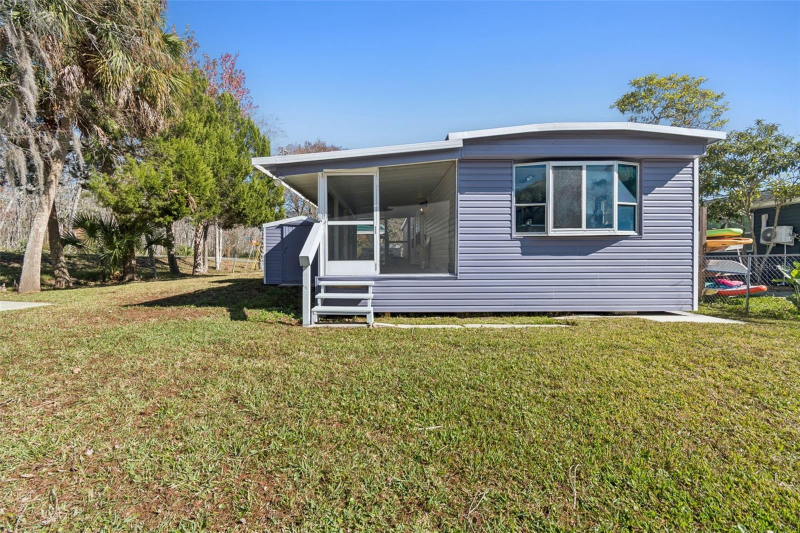 WEEKI WACHEE GARDENS UN 1 - Residential