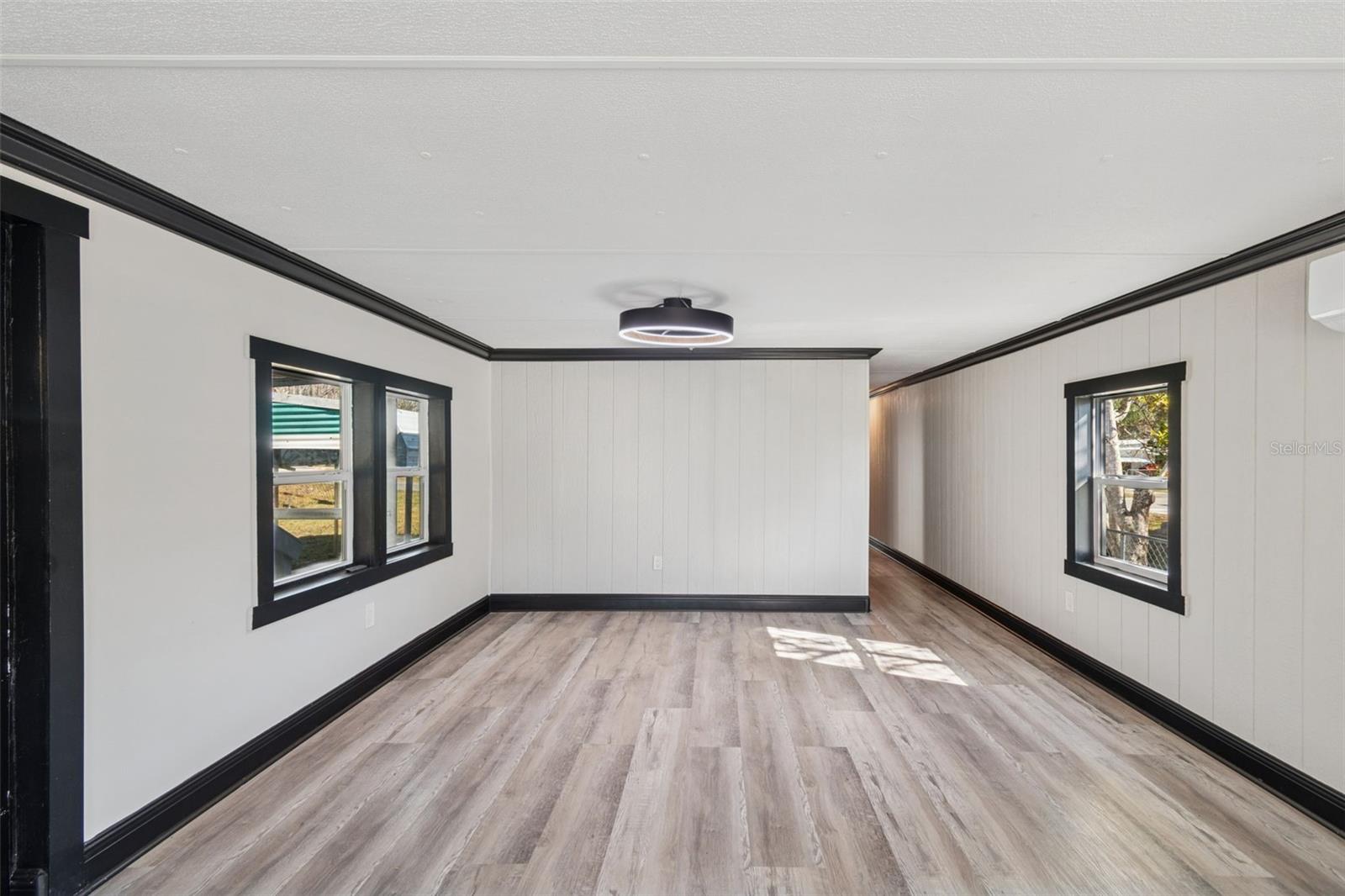 WEEKI WACHEE GARDENS UN 1 - Residential