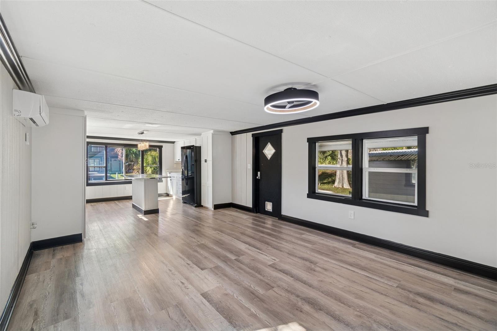 WEEKI WACHEE GARDENS UN 1 - Residential