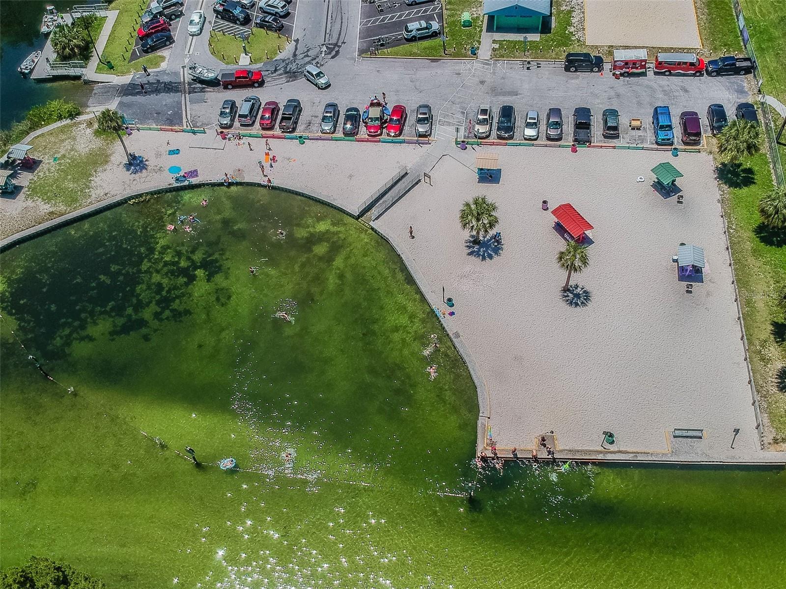 WEEKI WACHEE GARDENS UN 1 - Residential