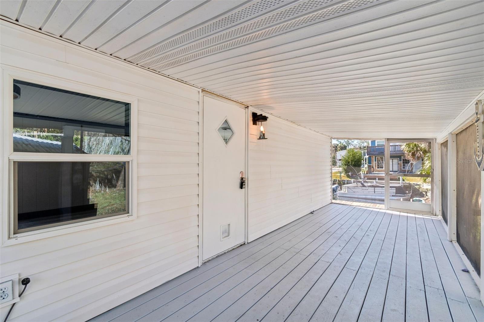 WEEKI WACHEE GARDENS UN 1 - Residential