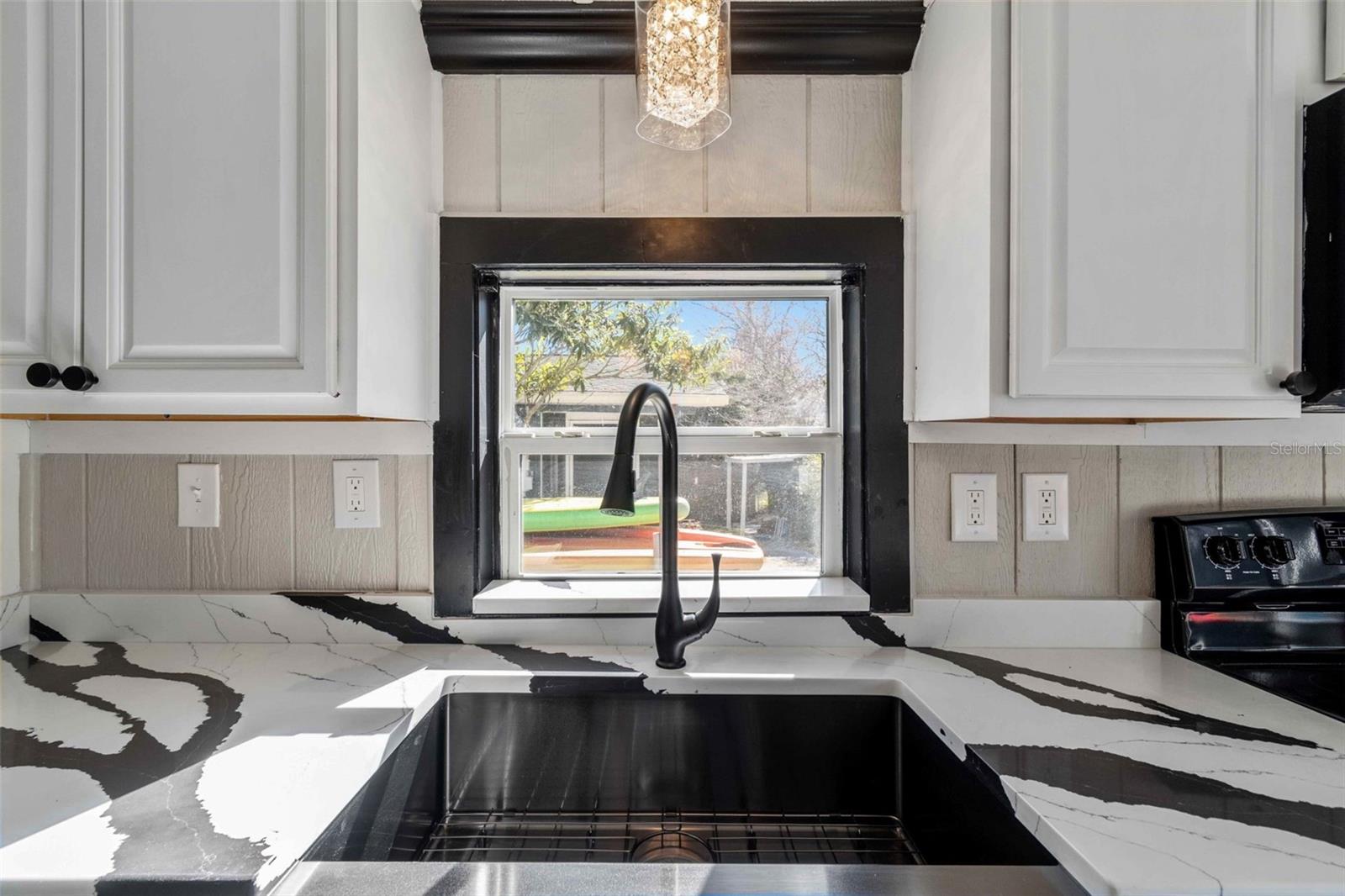 WEEKI WACHEE GARDENS UN 1 - Residential