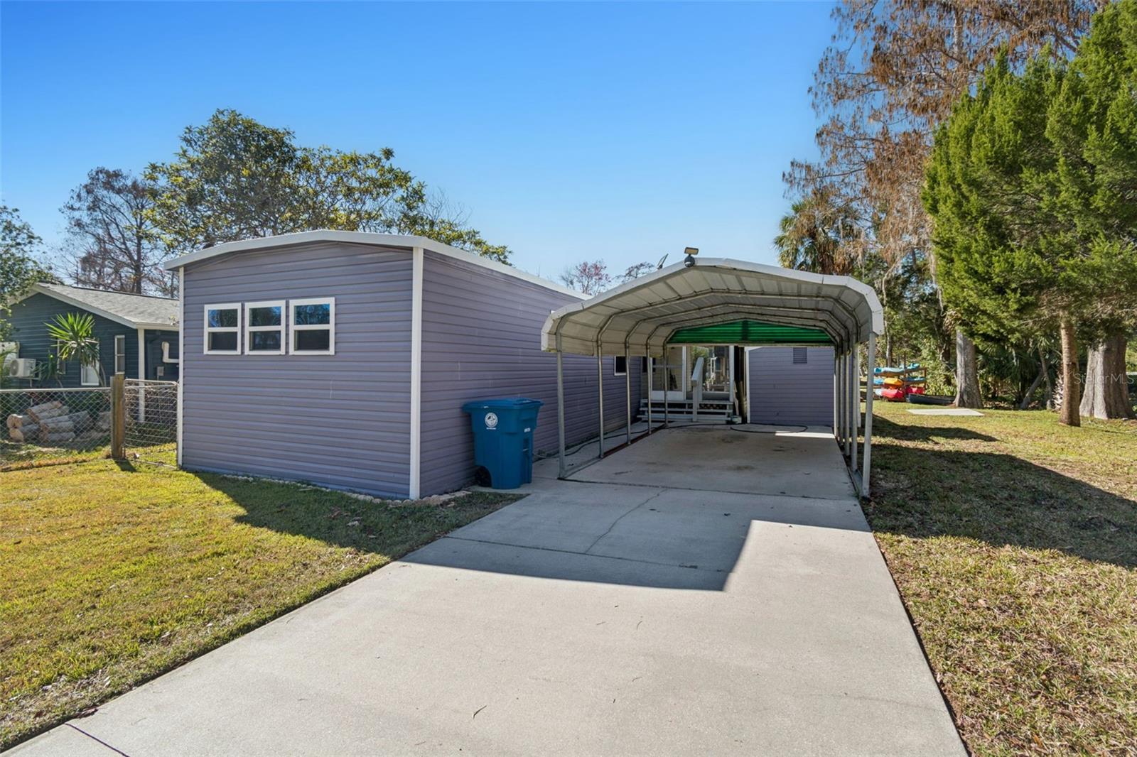WEEKI WACHEE GARDENS UN 1 - Residential