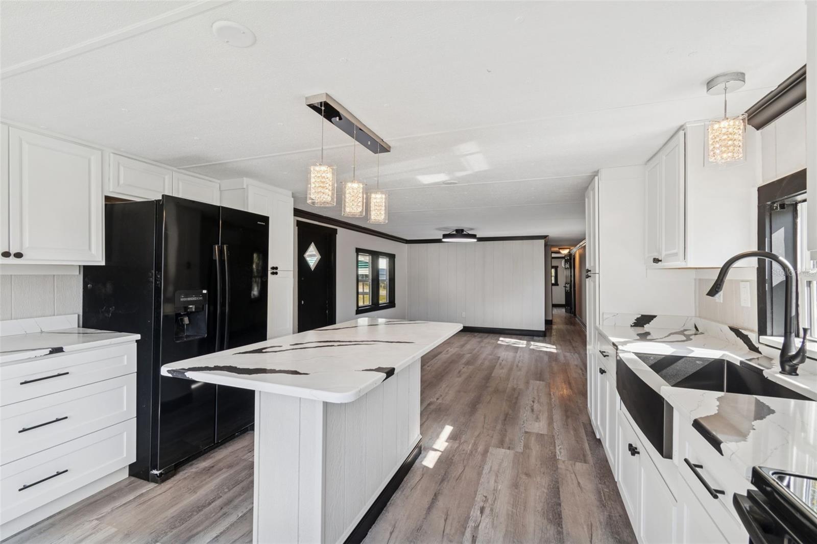 WEEKI WACHEE GARDENS UN 1 - Residential