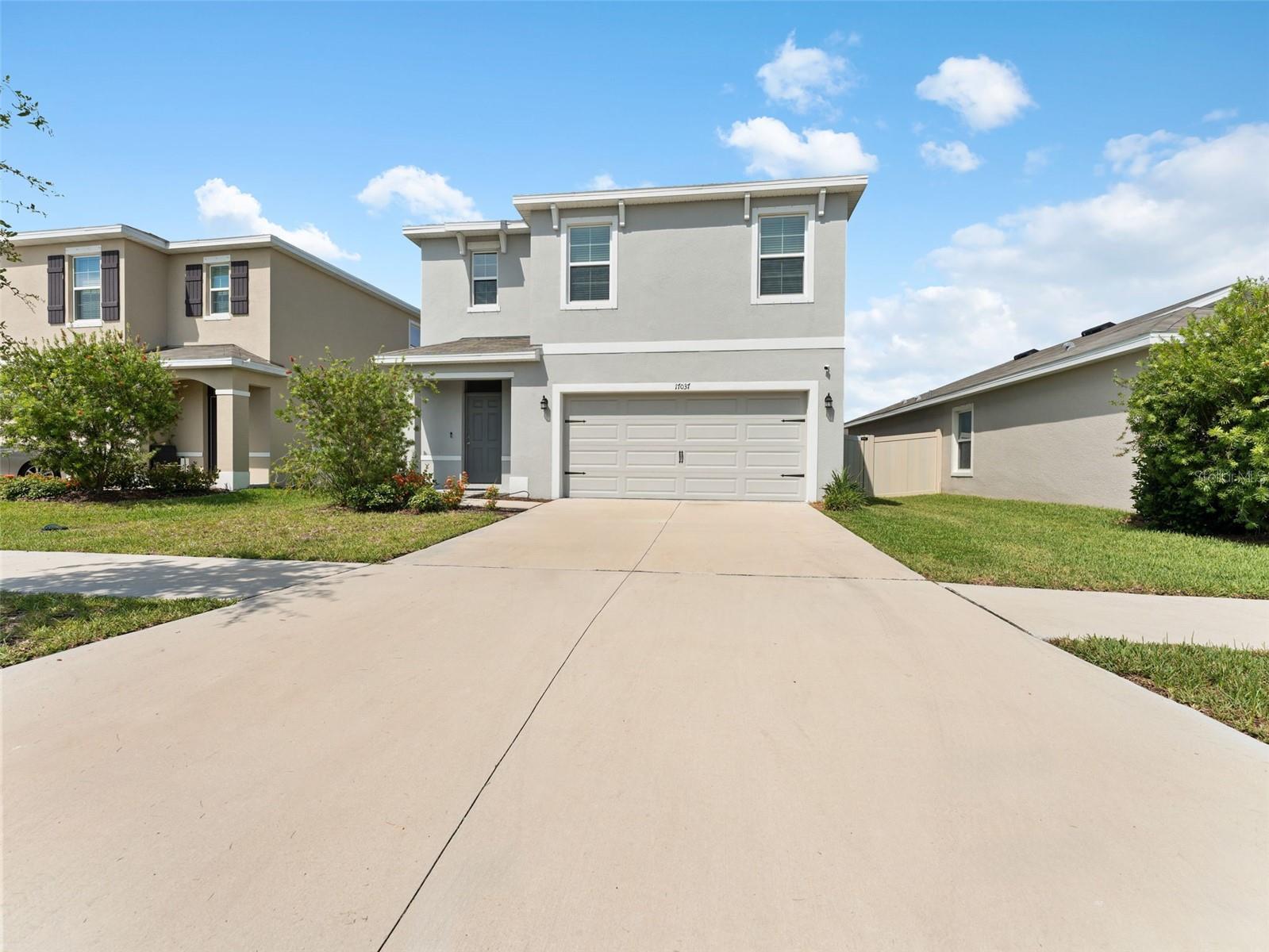 Stop scrolling and check out this wonderful home in Southshore Bay, a logoon community—this 5-bedroom, 3-bathroom home isn’t just another listing, it’s the one you’ve been waiting for. Built in 2021 with 2,522 square feet of living space, it’s designed for real life with an open-concept main level, durable tile flooring, and a kitchen that actually makes you want to cook—granite countertops, stainless steel appliances, and rich espresso cabinetry—flowing into a spacious living area and out to a fully fenced backyard that’s a blank canvas for your future pool, garden, or firepit.
Upstairs, the oversized owner’s suite delivers privacy and comfort with a massive walk-in closet and an en-suite bath with dual sinks. Four additional bedrooms offer flexible options for family, guests, home office, or playroom, and the convenient upstairs laundry room puts daily life right where you need it—no more hauling baskets up and down the stairs. With three full bathrooms, abundant natural light throughout, and a two-car garage, the home balances style and function with ease.
Located in a growing Wimauma Lagoon community close to shopping, dining, and commuter routes yet tucked into a peaceful neighborhood, this move-in-ready home brings space, versatility, and modern finishes together in one standout package. Schedule your showing today.