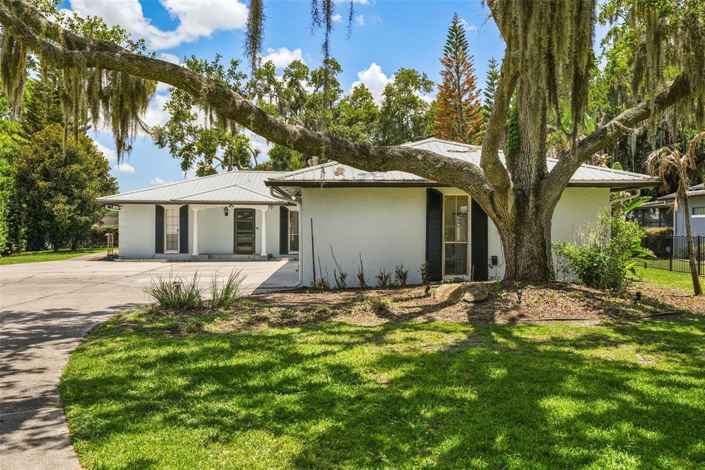 Photo of 5497 Alandale Court, Orlando, FL 32839 (MLS # O6419945)