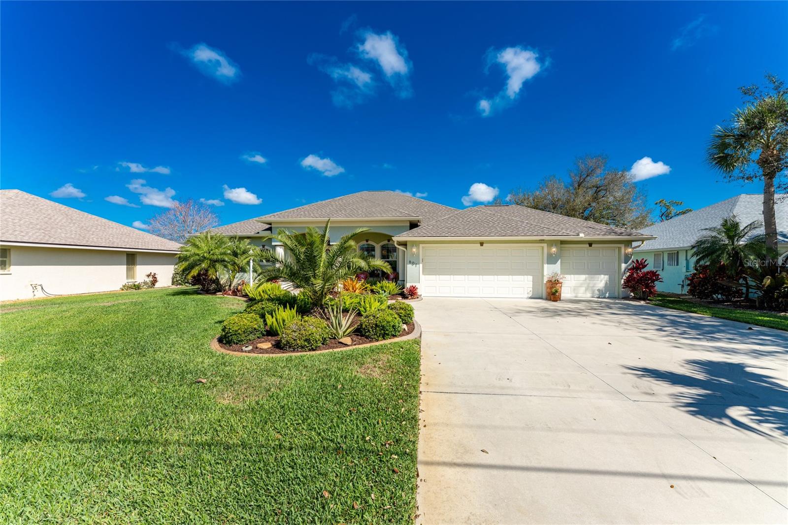 ROTONDA WEST BROADMOOR - Residential